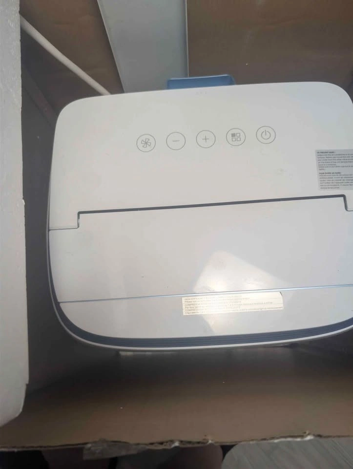 Danby air conditioner - photo 2