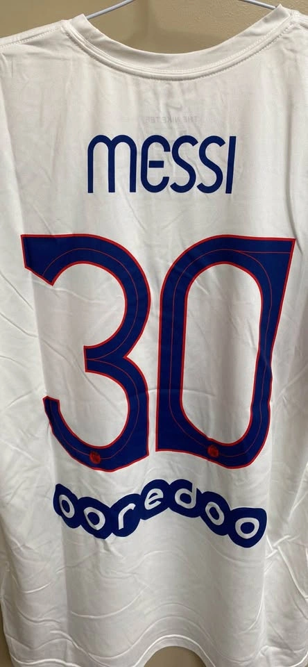Leo Messi Nike T-Shirt Mens Large BRAND NEW WITH TAGS - photo 2