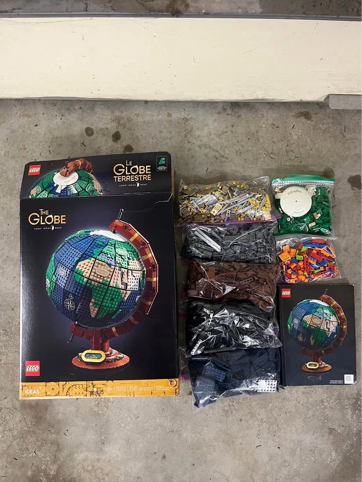 LEGO Ideas The Globe 21332 - photo 2