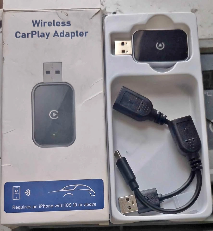 Wireless CarPlay Adapter for iPhone (iOS 10+)