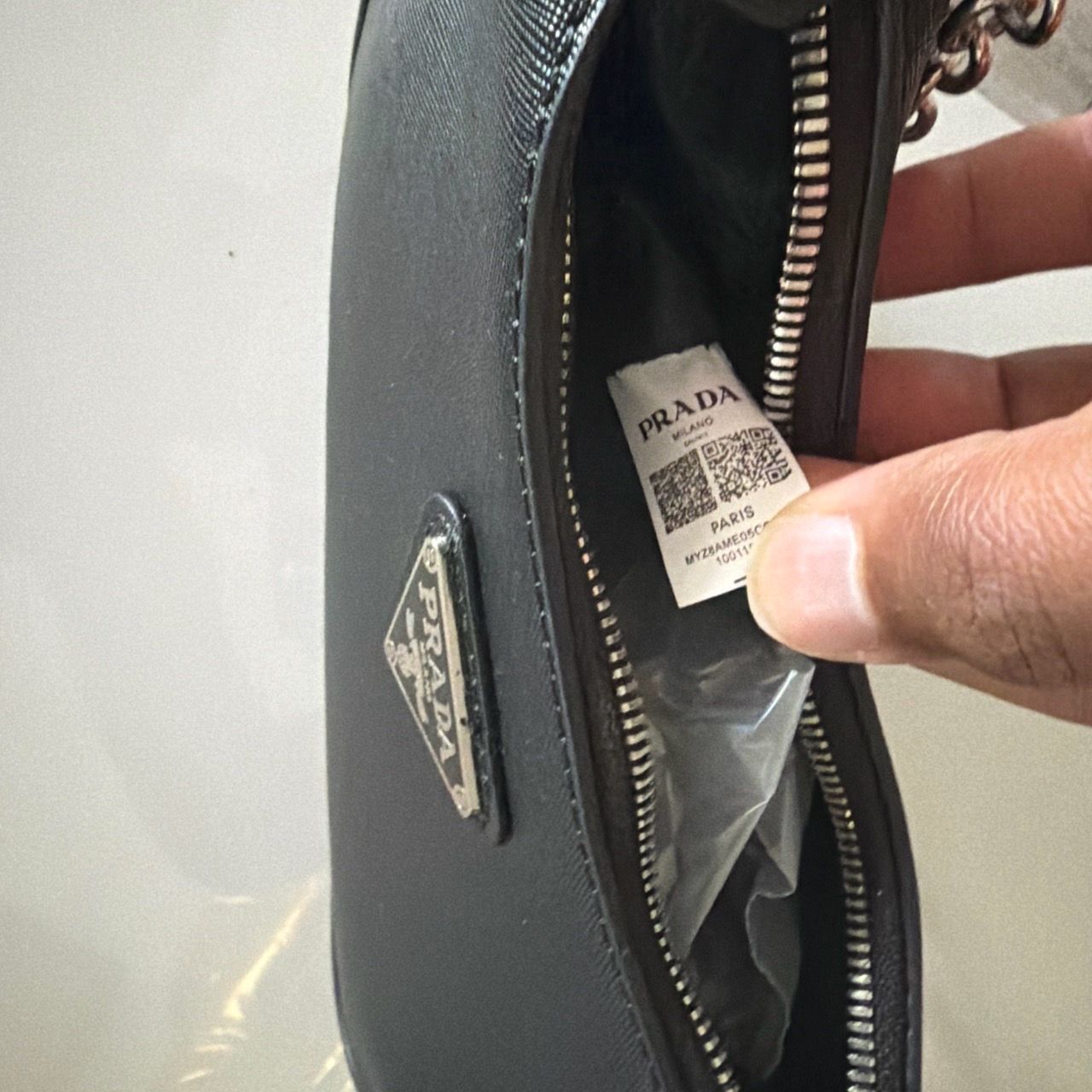 Prada Handbag Re-edition - photo 2