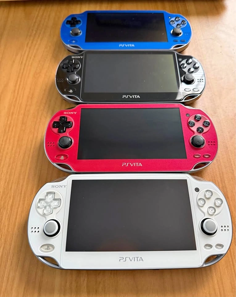 PS Vita Oled Modded with 128gb memory card