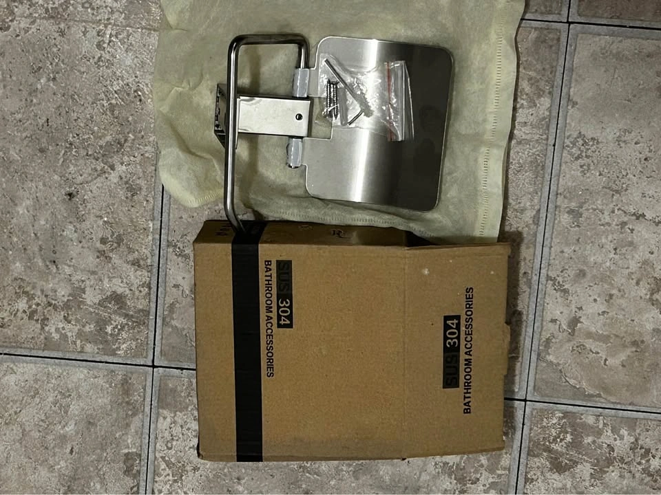 New SUS 304 Stainless Steel Toilet Paper Holder with Cover - photo 4