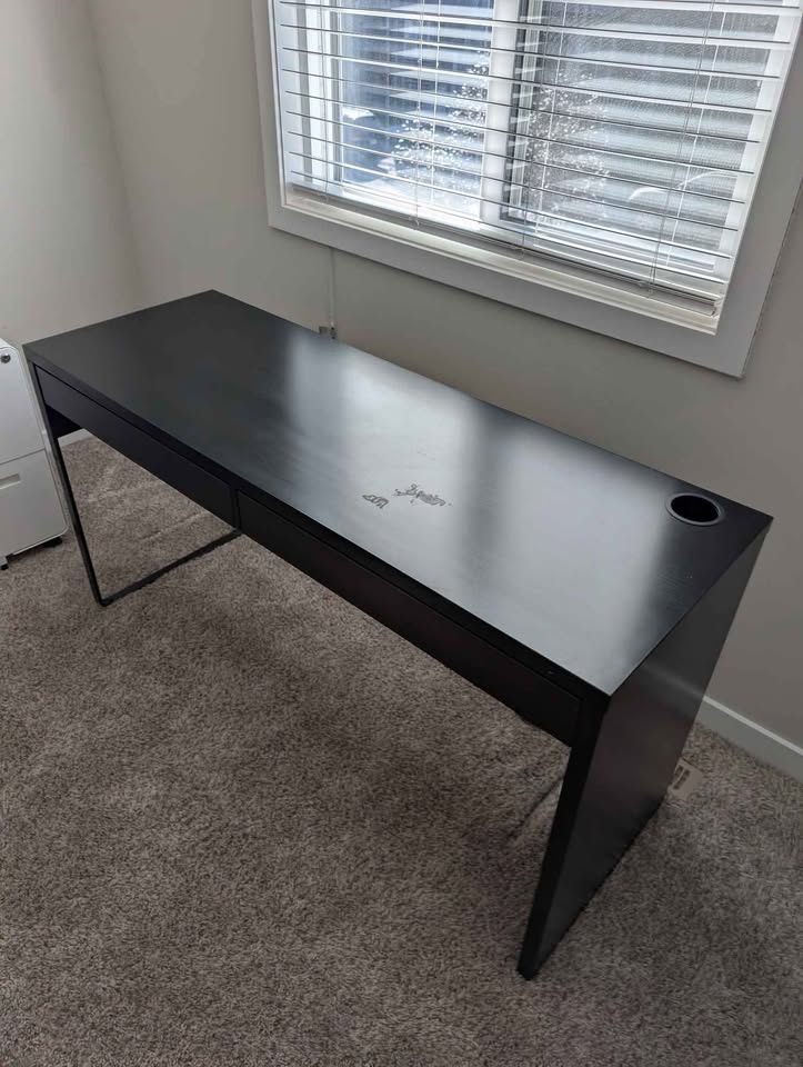 Black ikea desk - photo 2