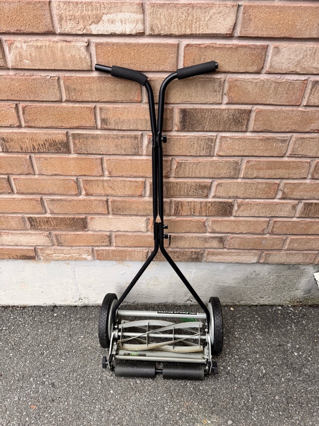 Garant Garden Tools and Mower Bundle - photo 3