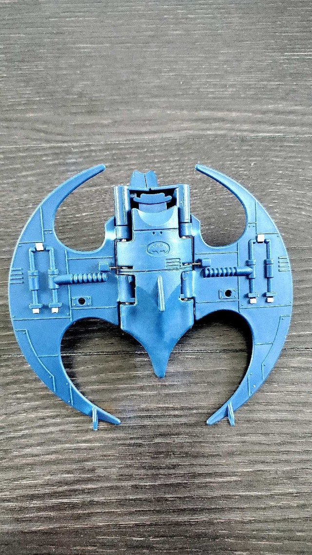 1994 Kenner Batman Action Figure and Batwing - photo 5