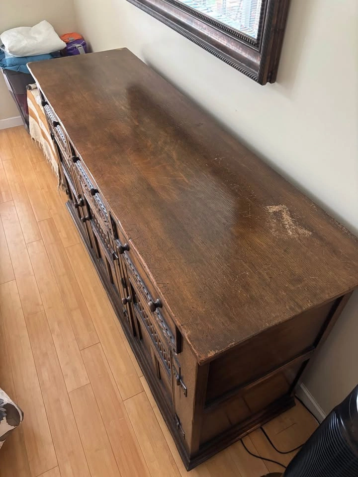 Jacobean-style Carved Oak Sideboard - photo 2