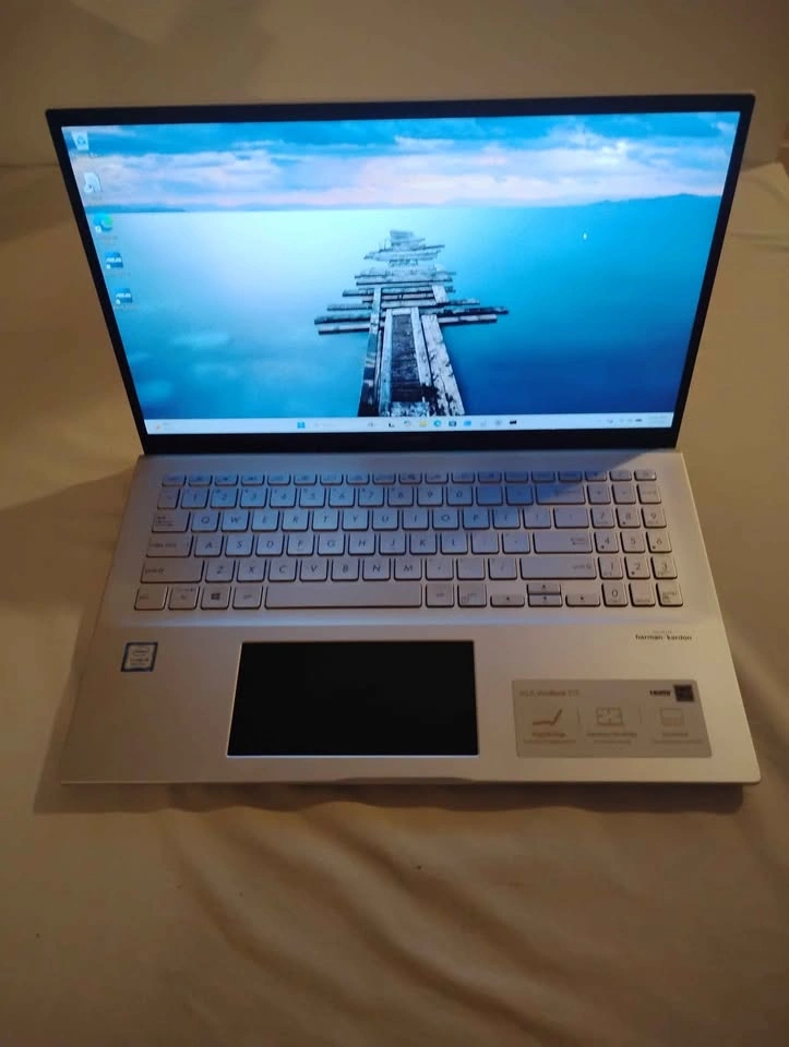 Refurbished ASUS VivoBook S15 Laptop with OLED Touch Pad - photo 2