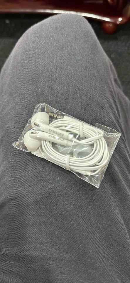 Samsung AirBuds Corded Headphones