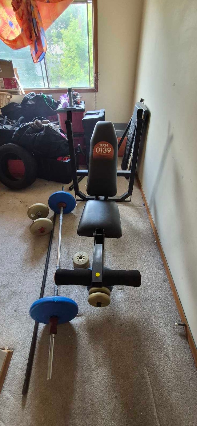 Weight bench and weights - photo 2