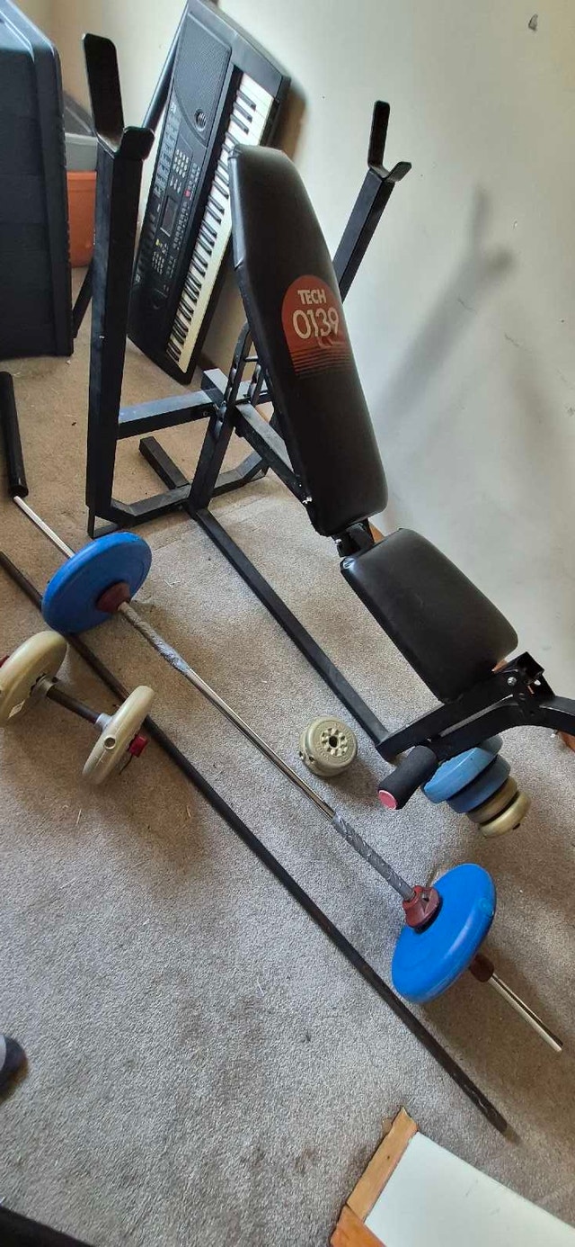 Weight bench and weights - photo 5