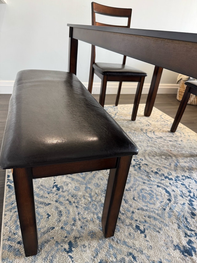 6-Person Dining Set with Rug (Available after 01/08) - photo 4