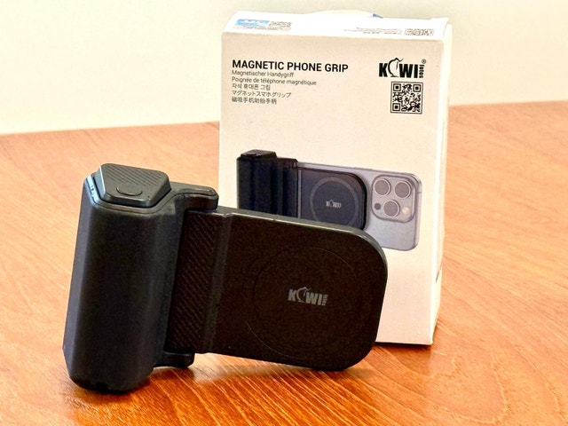 Magsafe Camera Grip for Iphone and Android - photo 3
