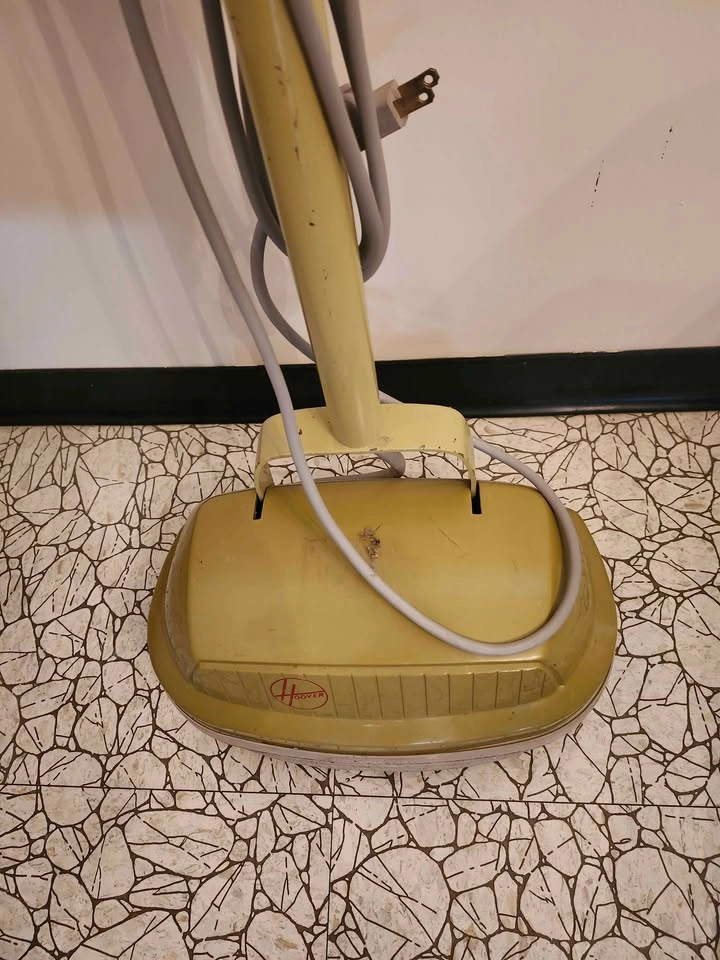 Vintage Hoover Floor Polisher - photo 2