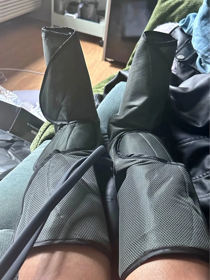 Air compression leg massager