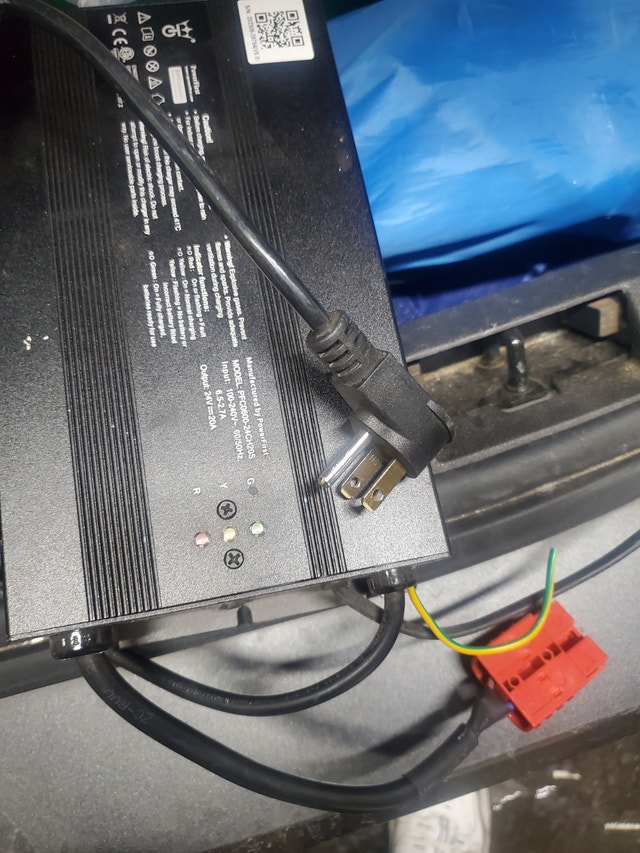 24 Volt Trickle Charger - photo 5
