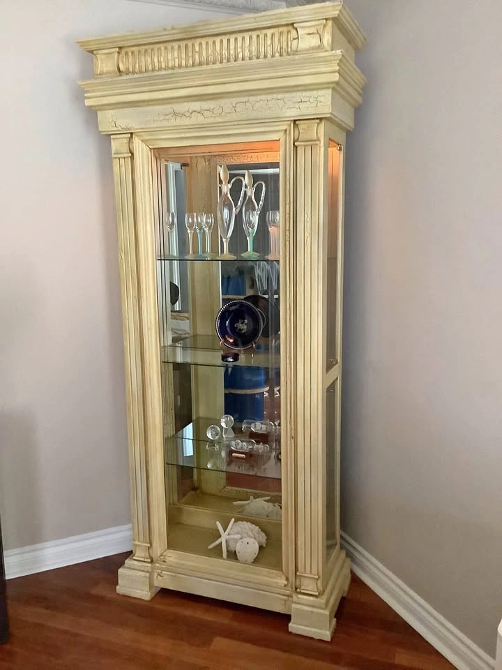 Mobilia Curio and Display Cabinet