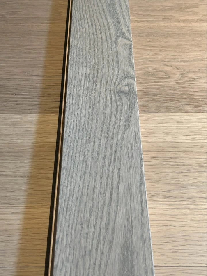 600 square feet Hardwood Flooring - photo 3