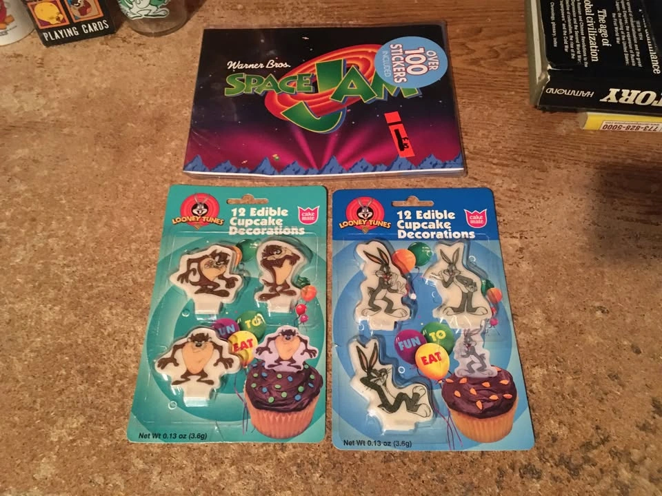 LOONEY TUNES LOT TWEETY BIRD PLUSH PINS SPACE JAM MONSTARS - photo 5