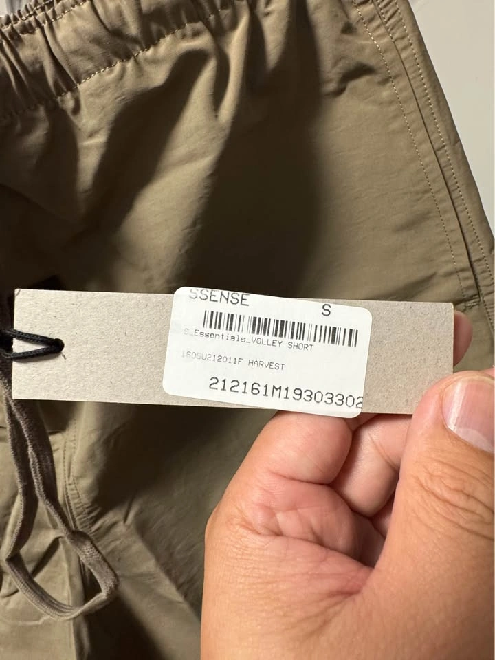 Fear of God Essentials Volley Shorts - photo 2