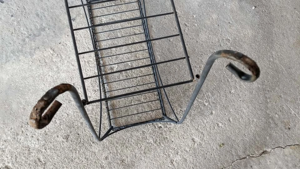 METAL PLANT STAND BASKET TOP SHELF BOTTOM - photo 3