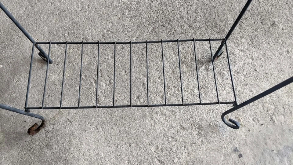 METAL PLANT STAND BASKET TOP SHELF BOTTOM - photo 5