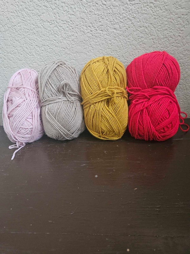 Patons and Red Heart Yarn Assortment - photo 5