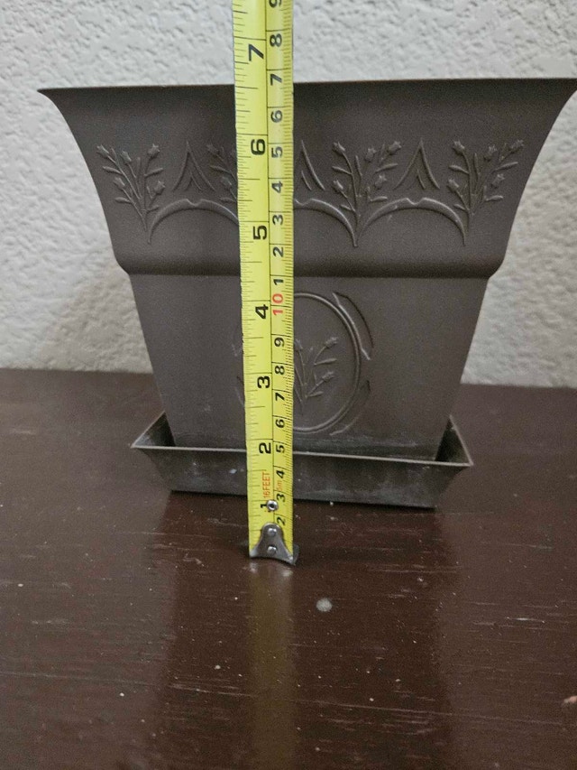 Indoor/Outdoor Planter - photo 3