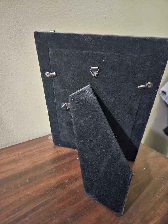 Metal Picture Frame - photo 2
