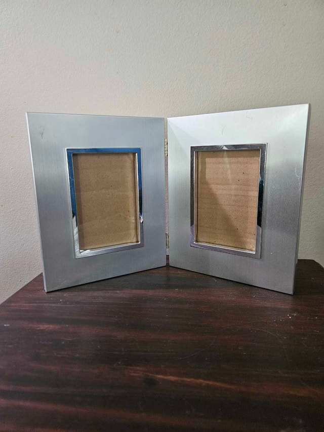 Double Metal Picture Frames