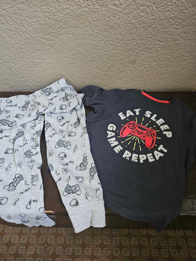 Boys Clothing Bundle 4T - photo 3