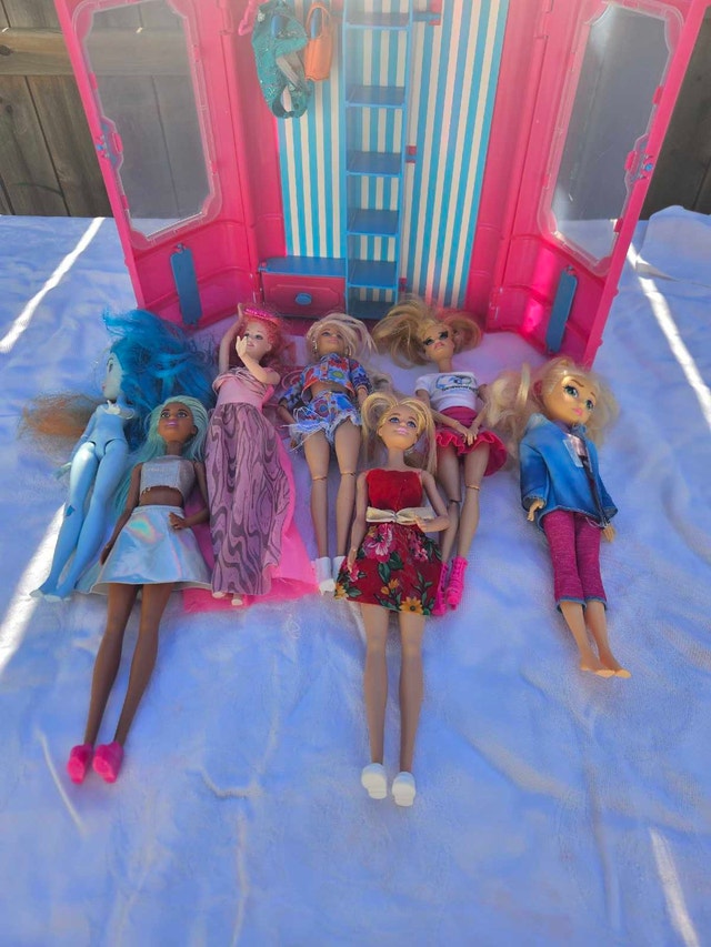 Barbie Wardrobe and Doll Bundle