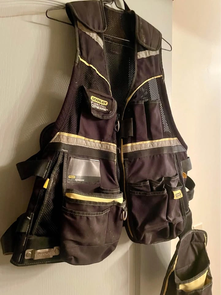 Stanley Fatmax Xtreme tool vest - photo 2