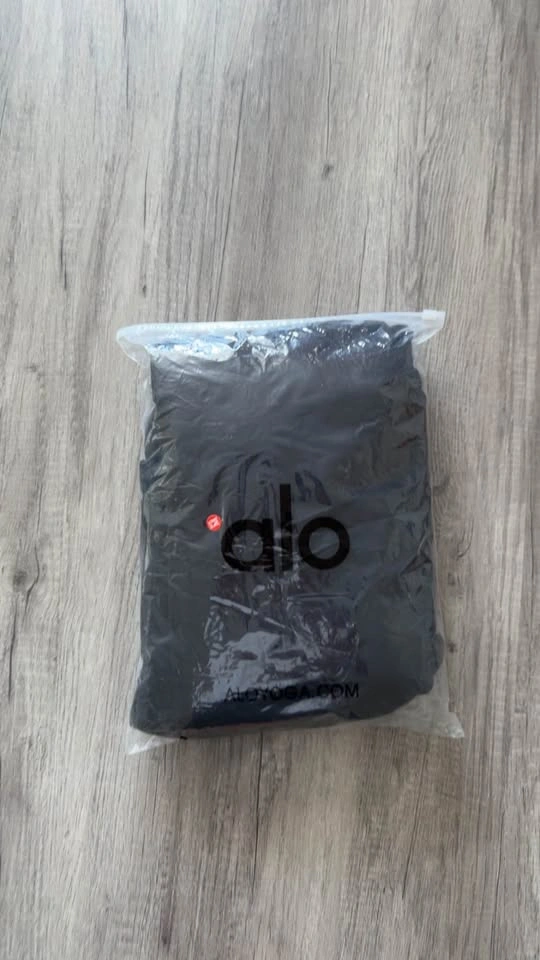 Alo quarter zip set - photo 3