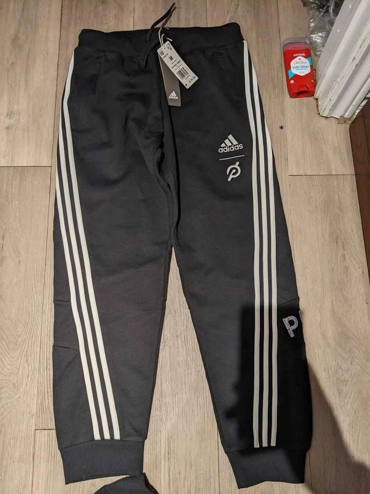 Adidas Peloton tracksuit - photo 3