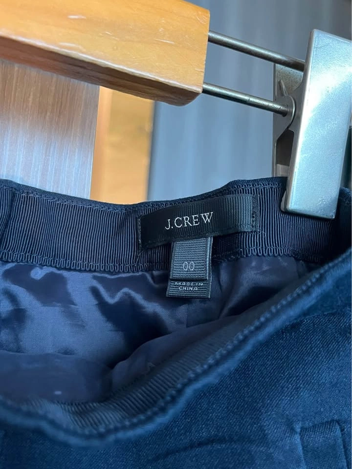 J Crew pencil skirt - photo 3