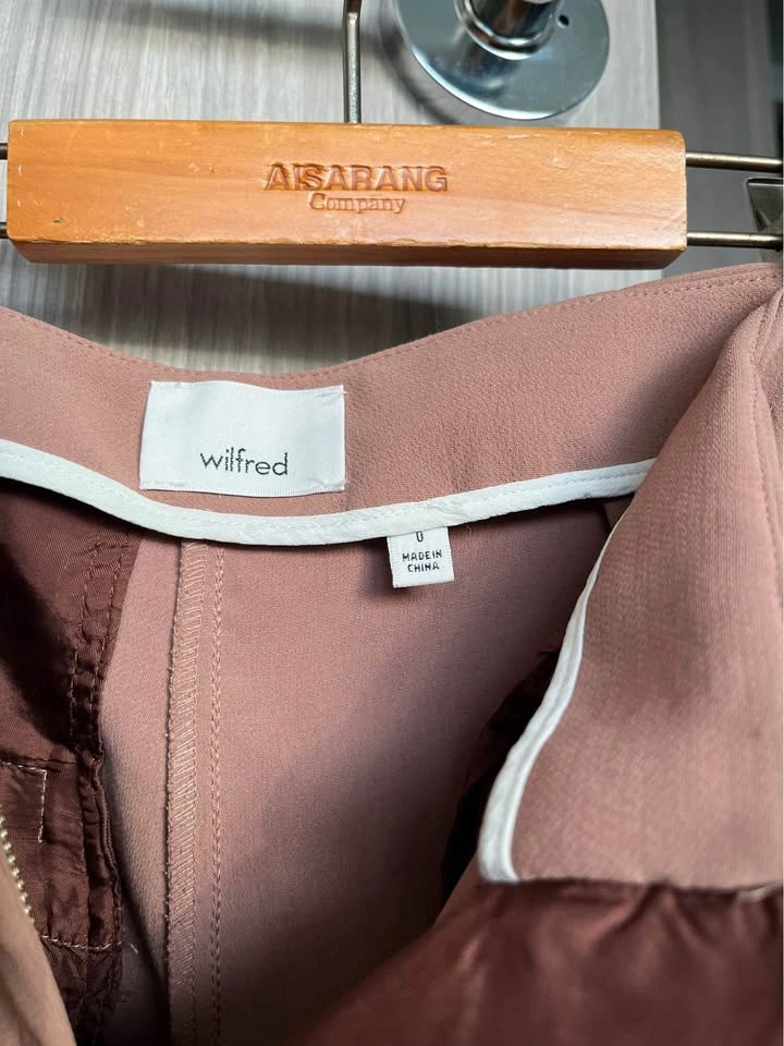 Brand new Wilfred Dress Pants (silk lining) - photo 2