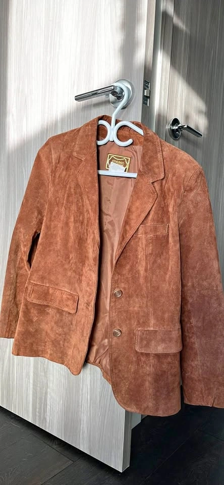 Beautiful 100% Suede Blazer