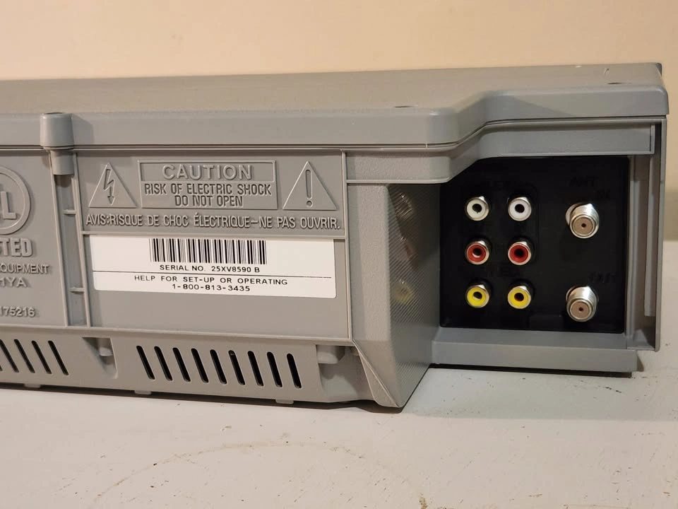 Sanyo VMW-950 with Remote, Tested - photo 4