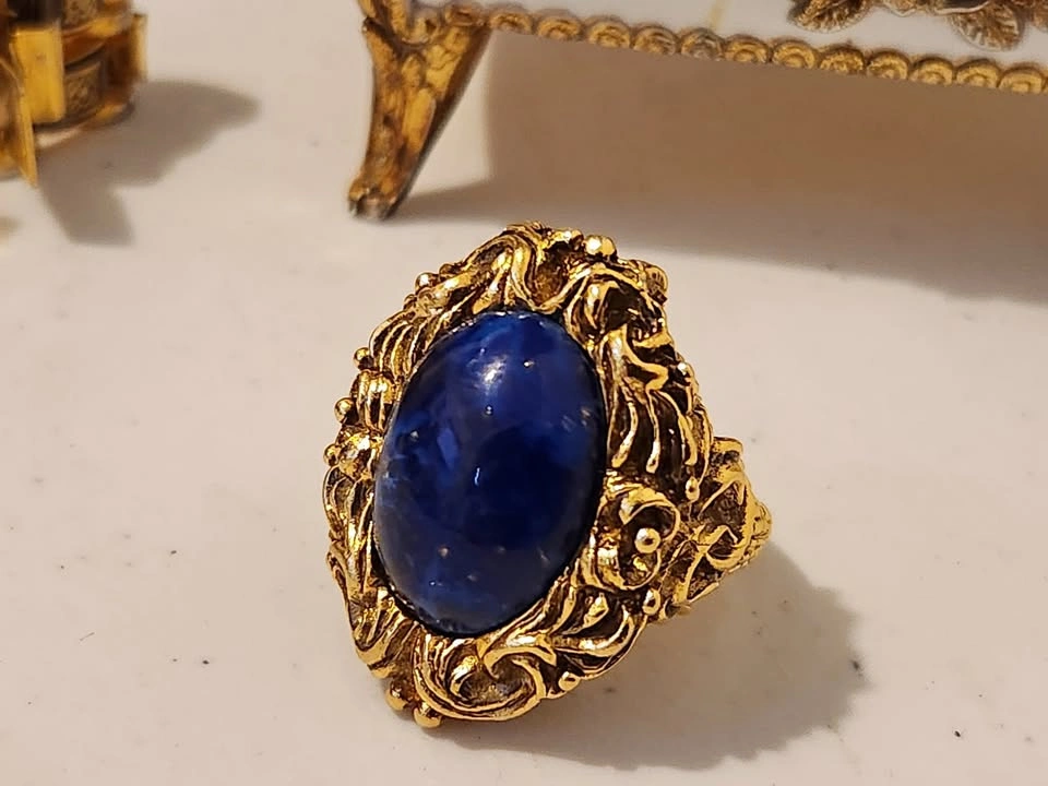 Vintage Gold Tone Ornate Poison Ring - Size 6