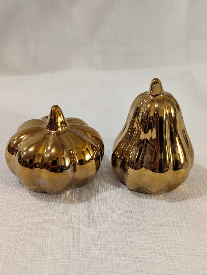 Gold Pumpkin & Gourd Salt and Pepper Shakers