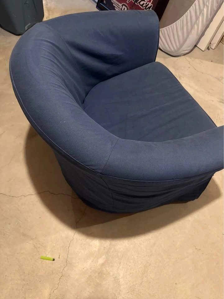 Chair with cover - photo 4