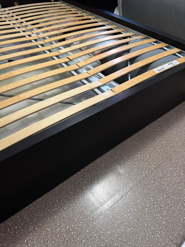IKEA MALM Queen Bed Frame – Very Good Condition – Slats Included - photo 3