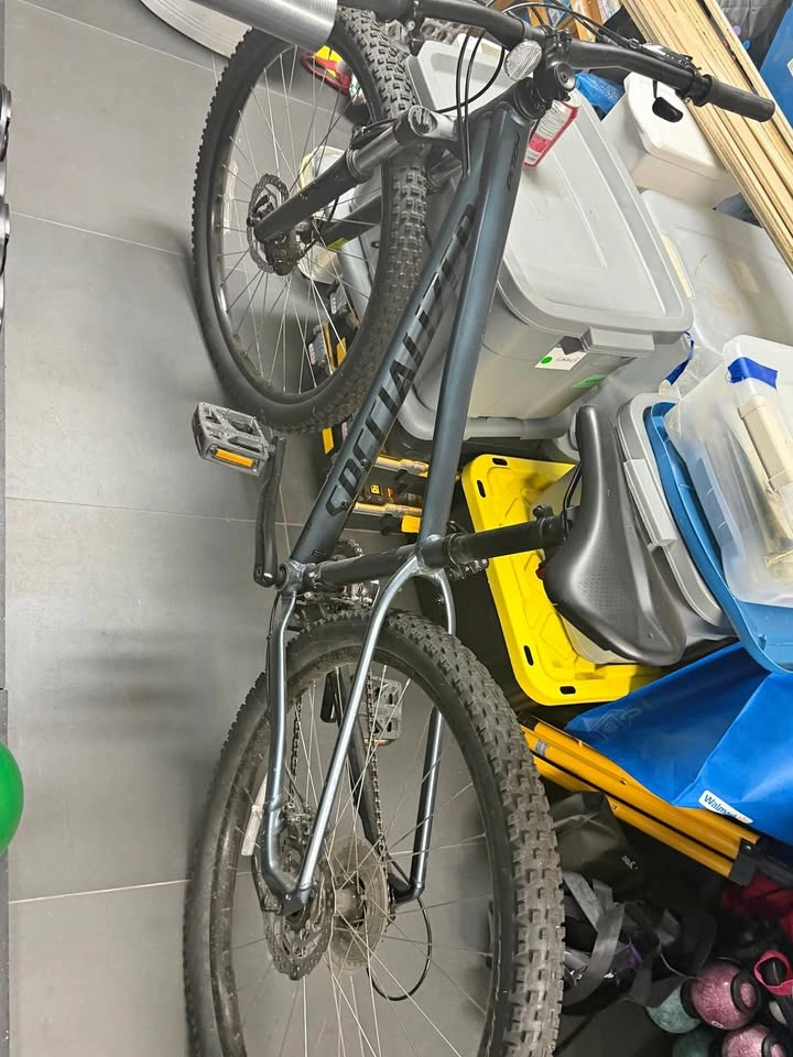 Specialized pitch mountain bike