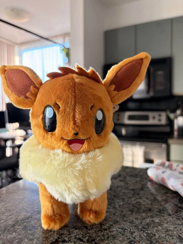 Authentic Pokémon Center Eevee Plush (Japan Exclusive) - photo 3