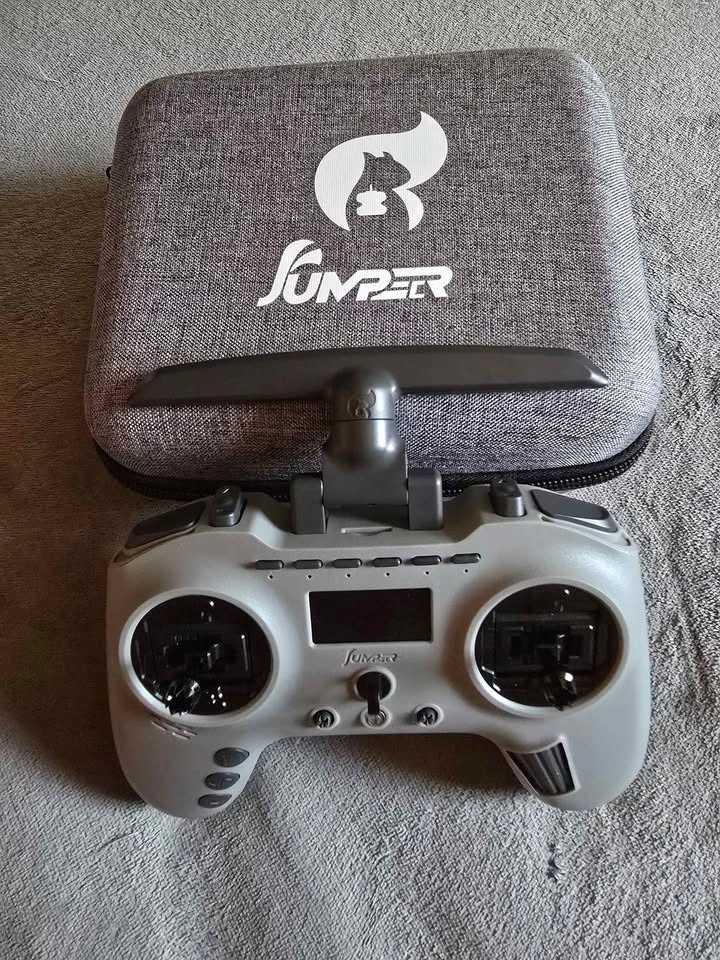 Controller - photo 3