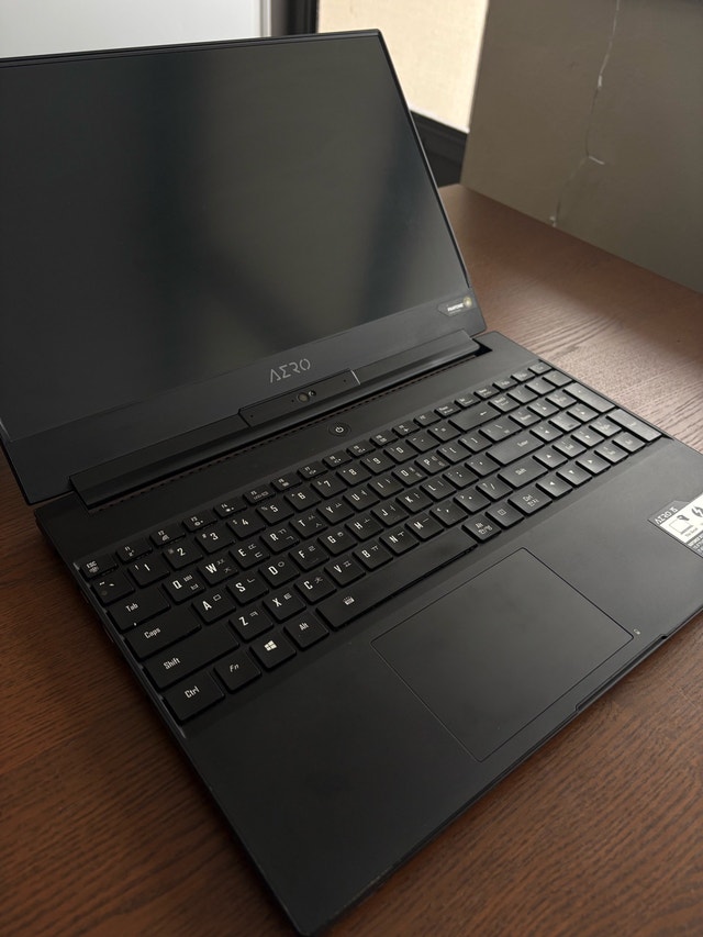 Gigabyte Aero 15 Laptop
