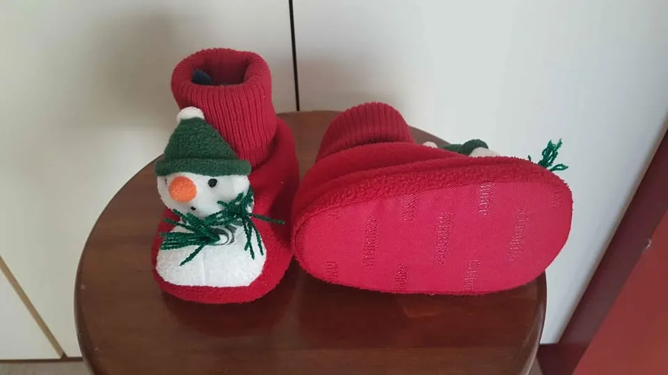 Slippers Size 8 to 10 Toddler image indicator(2)