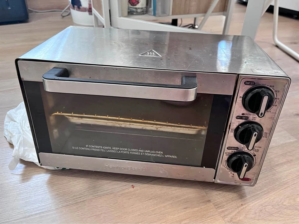 Used mini oven - free sandwich bags!!!