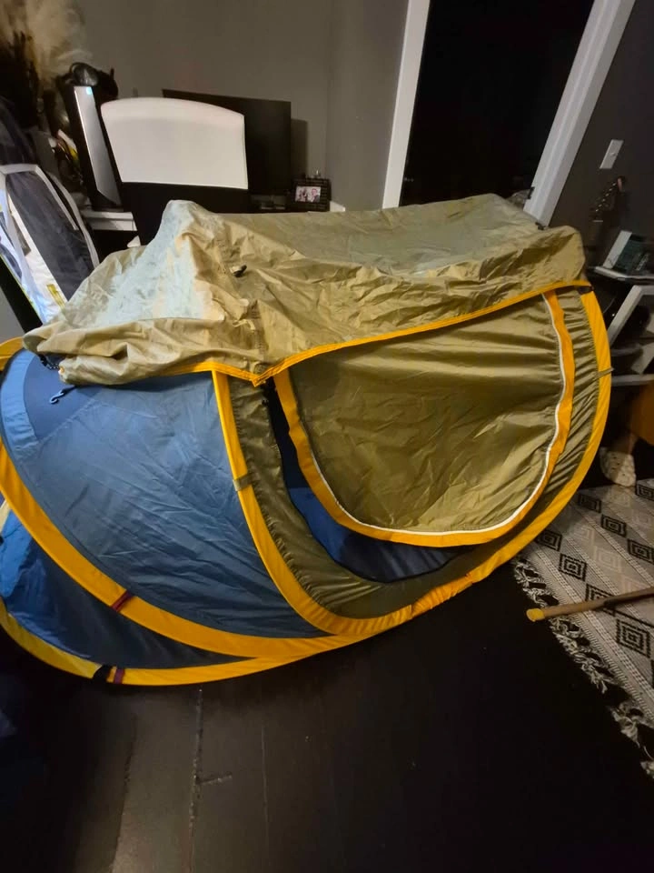 Broadstone Montague 2-Person Pop-up Tent - photo 2